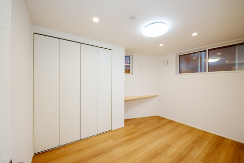 ⑤和泉４丁目１階部屋